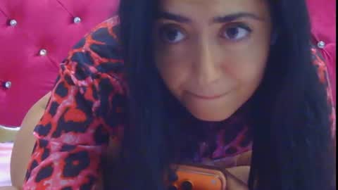7_ira_x live room snapshot on Chaturbate