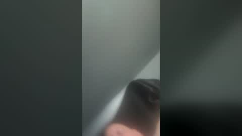 8bottomfeeder8 live room snapshot on Chaturbate