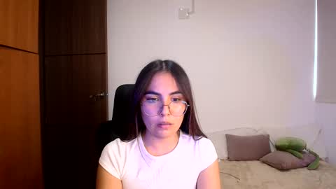 _abbyyyy_ Momentaufnahme des Live-Raums auf Chaturbate