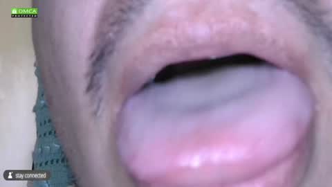 _buckle_ live room snapshot on Chaturbate