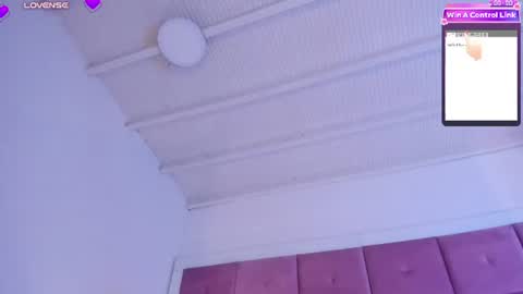 _cailyn1 captura da sala ao vivo na Chaturbate
