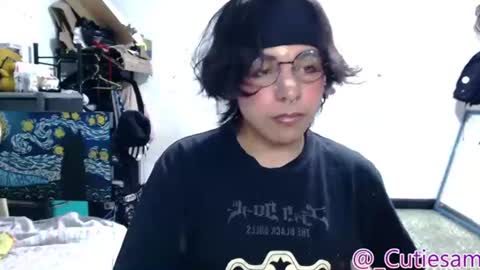 _cutie_sam Momentaufnahme des Live-Raums auf Chaturbate