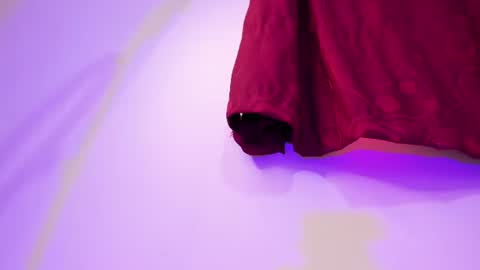 _gabi_hot снимок онлайн-комнаты на Chaturbate