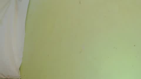 _lilies_gigi_ captura de la sala en vivo en Chaturbate