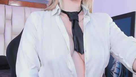 _saragarcia_ captura da sala ao vivo na Chaturbate