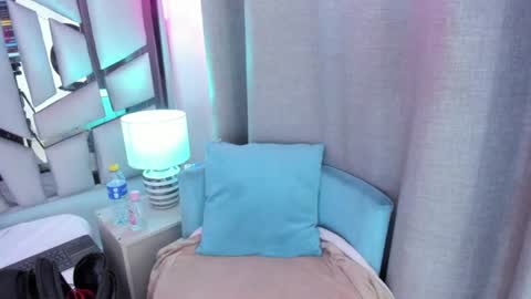 _valeria_saenz_ momentopname van live room op Chaturbate