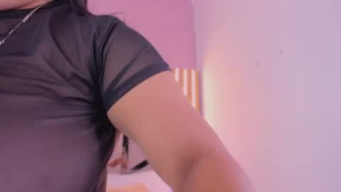 _violetlover momentopname van live room op Chaturbate