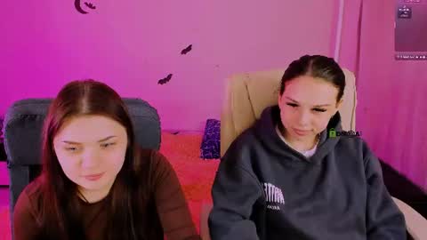 adelina_xxx Momentaufnahme des Live-Raums auf Chaturbate