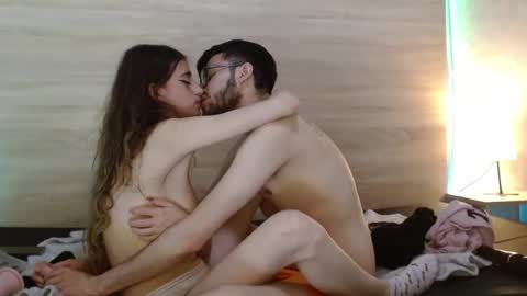 akatalinaandmikemar Momentaufnahme des Live-Raums auf Chaturbate