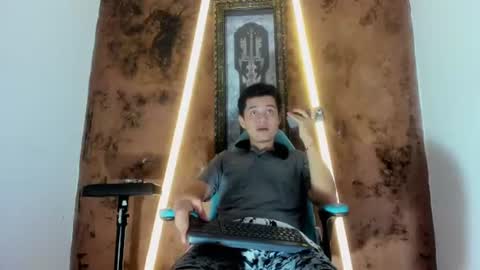 alam_hot20 снимок онлайн-комнаты на Chaturbate