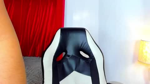 alan_vitori Momentaufnahme des Live-Raums auf Chaturbate