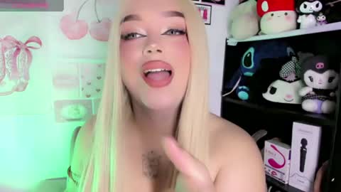 alana_muller_ Momentaufnahme des Live-Raums auf Chaturbate