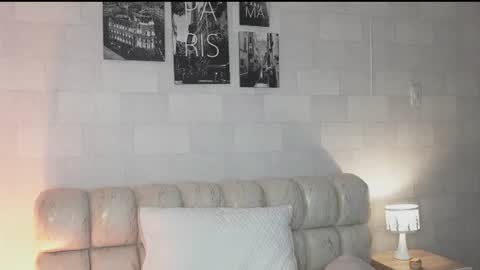 alannaroosse Momentaufnahme des Live-Raums auf Chaturbate