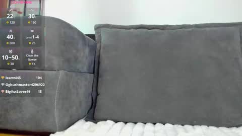 alexispixie live room snapshot on Chaturbate