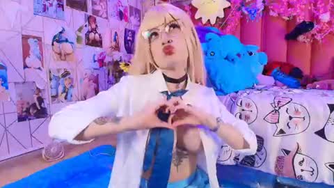 alicebenett_ Momentaufnahme des Live-Raums auf Chaturbate