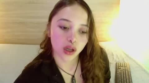 alilitbloommar captura de la sala en vivo en Chaturbate