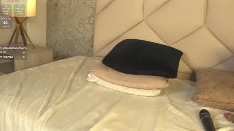 alison222_ captura da sala ao vivo na Chaturbate