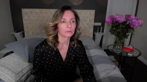 allisonwilliamss captura da sala ao vivo na Chaturbate