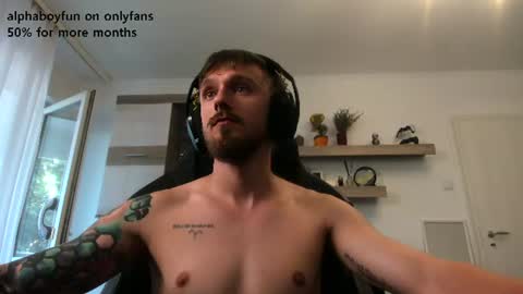 alphaboyfun Momentaufnahme des Live-Raums auf Chaturbate