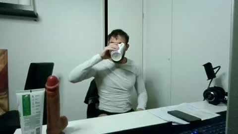alphah_hunk Momentaufnahme des Live-Raums auf Chaturbate