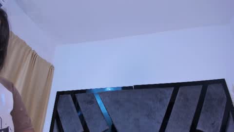 ambarbrown_ Momentaufnahme des Live-Raums auf Chaturbate