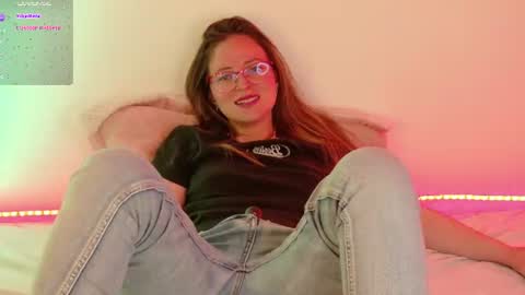 ambeer_wood1 momentopname van live room op Chaturbate