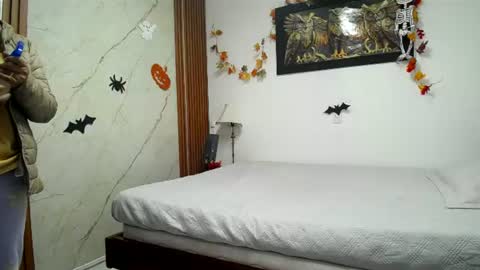 amber_and_tyler_ captura da sala ao vivo na Chaturbate