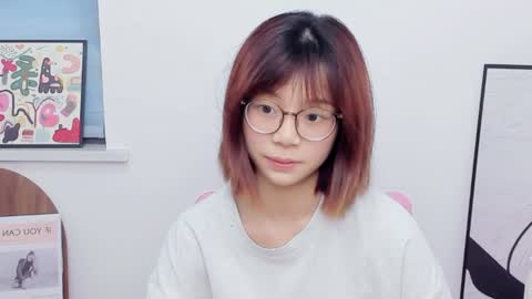 ameliabess momentopname van live room op Chaturbate