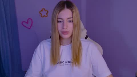 ameliaroseline Momentaufnahme des Live-Raums auf Chaturbate