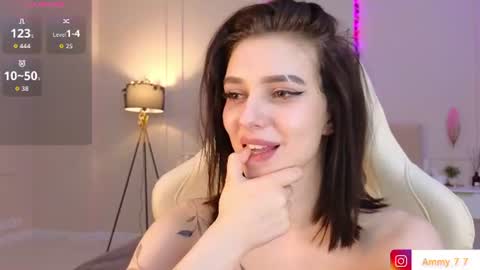 ammycumwme live room snapshot on Chaturbate