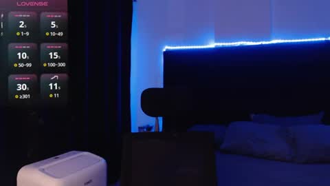 andrewmhilton_ captura de la sala en vivo en Chaturbate