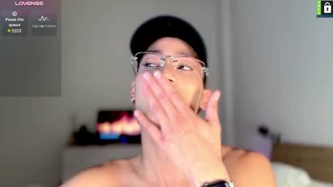 andreynmw captura da sala ao vivo na Chaturbate