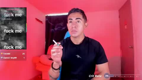 andy_naughty1 captura de la sala en vivo en Chaturbate