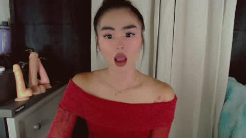 angelic_sex снимок онлайн-комнаты на Chaturbate