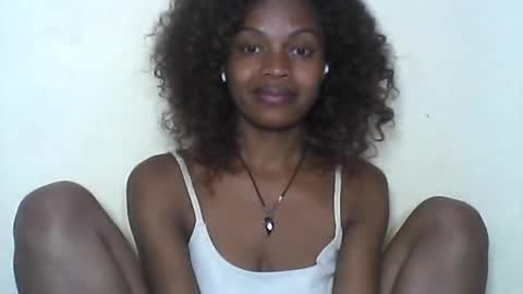 anicha_69 momentopname van live room op Chaturbate