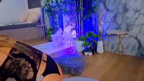anngelava captura de la sala en vivo en Chaturbate