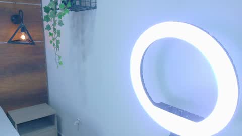 annie_rouse__ captura de la sala en vivo en Chaturbate