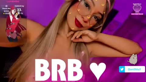 annieblu3 captura da sala ao vivo na Chaturbate