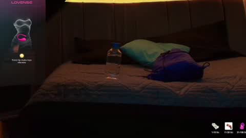 anthonelaa__ Momentaufnahme des Live-Raums auf Chaturbate