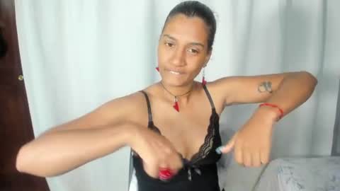 antonellaparker captura de la sala en vivo en Chaturbate