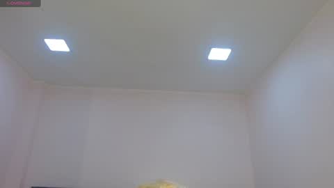 april__bunny captura de la sala en vivo en Chaturbate