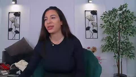 arabian_beauty_ снимок онлайн-комнаты на Chaturbate