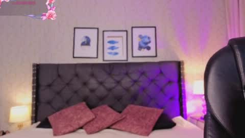 ariana__rosse live room snapshot on Chaturbate
