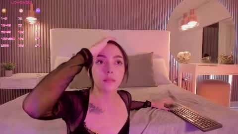 ashley_pinki captura de la sala en vivo en Chaturbate