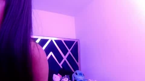 ashleyolsen_ momentopname van live room op Chaturbate