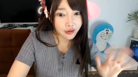 asian_angel1994 live room snapshot on Chaturbate