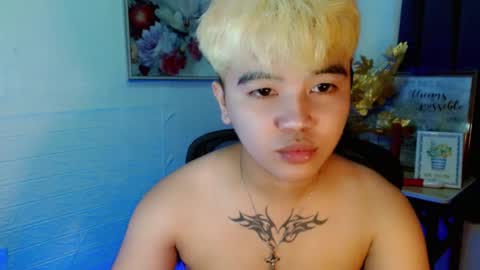 asiancarl_bigcock live room snapshot on Chaturbate