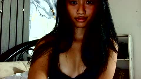asiansweetie28 momentopname van live room op Chaturbate