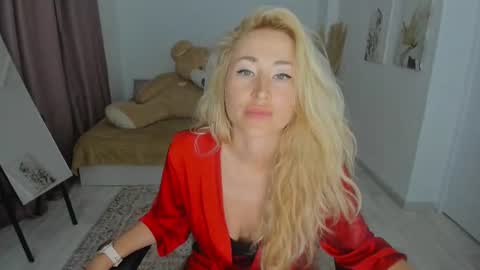 astramonroe Momentaufnahme des Live-Raums auf Chaturbate
