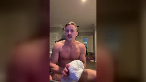 atl_andyy Momentaufnahme des Live-Raums auf Chaturbate